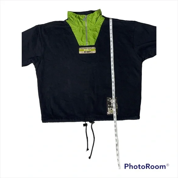 Vintage 1996 warner bros studio store acme wile e coyote sweater Sweaters